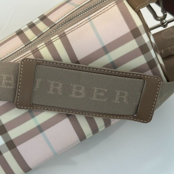 BURBERRY Pink Barrel Bag - Picture 1 of 8
